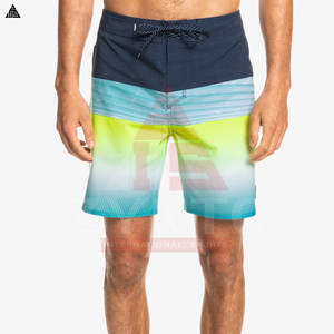 Shorts en maille imprimés par sublimation pour homme, taille élastique, fabriqués au Pakistan – Nouvelle collection été - Product Image 6