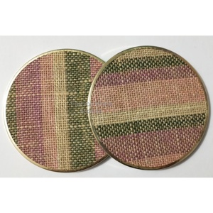 Dessous de verre en jute bleu au design moderne fait à la main, tissé en fibre naturelle avec des bords en laiton pour toutes les occasions d'Inde - Product Image 2