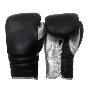Gants de boxe imperméables en cuir PU/PVC, logo personnalisé, couleur personnalisée, fabriqués à la main au Pakistan, gants de luxe - Product Image 6