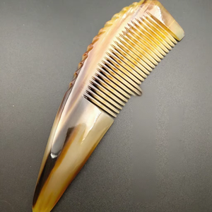Ensemble de peignes en corne, design tendance, naturel, pour le soin des bébés et la beauté féminine, fait main, écologique, pour un usage quotidien - Product Image 2
