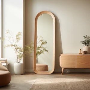 Miroir sur pied en bois au design esthétique en forme d'arche, idéal pour un style de maison épuré, vente en gros depuis l'Inde - Product Image 1