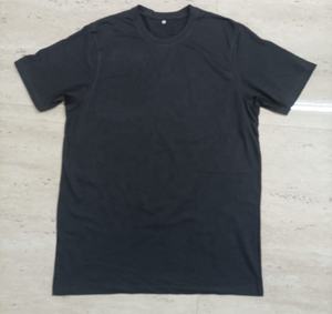 Peso pesado en blanco Ajuste regular y camiseta de gran tamaño Impresión Bordado Personalizado color sólido liso 100% Camiseta de algodón puro para hombres - Product Image 2