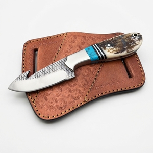 Couteau de chasse et de survie à lame fixe en acier forgé sur mesure avec manche en bois de cerf et turquoise – Vente en gros - Product Image 6