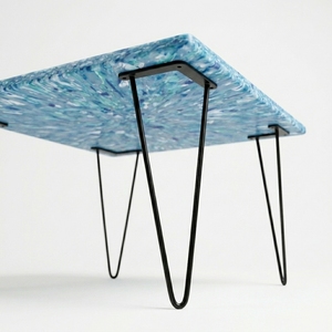 Table basse de salle à manger en plastique recyclé 4GoodThings, moderne, minimaliste, imperméable, durable, empilable, écologique, durable - Product Image 2
