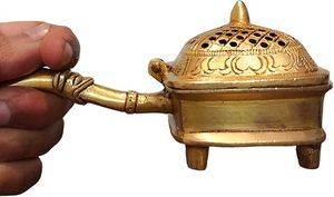 Handcrafted Vintage Brass Incense <b>Burner</b> with Handle Traditional Dhoop Dhuni Pot for Pooja Home Temple Aromatherapy Decor - Product Image 4