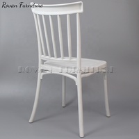 Chaises de mariage carrées de haute qualité pour événements et réceptions, disponibles à la vente