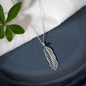 Collier en argent sterling 925 avec pendentif feuille squelette |   Pendentif botanique ajouré avec perle de pierre précieuse naturelle - Product Image 4