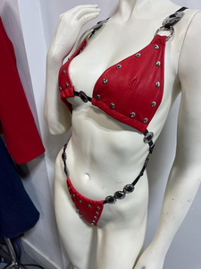 Conjunto de sujetador y bragas de cuero PU sexy personalizado, atuendo elegante para discoteca, conjunto de bikini de cuero para mujer, sujetador y bragas de cuero sexys - Product Image 4