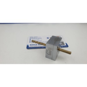 Matrice de torsion pour la conception de bracelets creux n° T 8031 Entrée 4,56 mm Sortie 4,75 mm Fer - Product Image 1