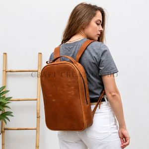 Mochila de Cuero 100% Genuino, Diseño Minimalista, Cierre de Cremallera, Unisex, para Portátil, con Correas de Hombro, Resistente, 20-39 Litros - Product Image 1