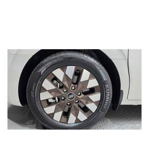 สำหรับรถยนต์ Staria 4WD Lounge 7 ที่นั่ง พวงมาลัยซ้าย รุ่นตุลาคม 2023 วิ่ง 4,629 กม. เชื้อเพลิงดีเซล เกียร์อัตโนมัติ เบาะหนัง ด้านหลัง - Product Image 5