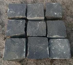 Dark Grey Natural Stone Cobbles Hand-Cut Square Garden Pathway and Floor Landscaping Stones for Outdoor Use
