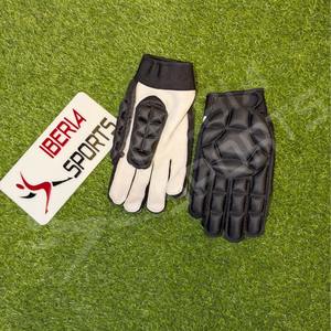 Gant de hockey sur gazon IBERIA, best-seller, protection professionnelle, logos OEM personnalisés. - Product Image 1