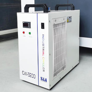 Source laser multifonctionnelle refroidie à l'eau Chargeur de machine UV Clé USB Marquage des matériaux polymères pour la vente en gros - Product Image 4