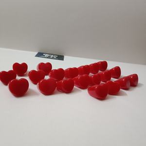 Anillo de Resina con Corazón Rojo Hecho a Mano, Anillo de Dedo Grueso y Brillante, Joyería Moderna para Mujeres y Niñas, Regalo - Product Image 4