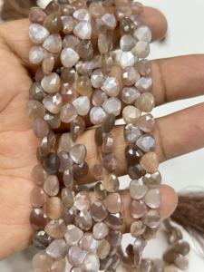 Cuentas facetadas de piedra lunar natural color chocolate en forma de corazón, tamaño 6-7 mm aprox. Cadena de 8 Pulgadas - Product Image 6