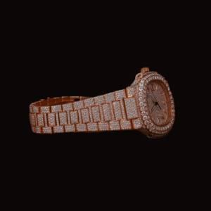 นาฬิกาข้อมือผู้ชายทรงสี่เหลี่ยมยอดนิยม ประดับเพชรโมอิสซาไนต์เต็มหน้าปัด สไตล์ฮิปฮอป งานแฮนด์เมด ราคาไม่แพง - Product Image 4