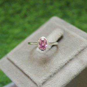 Bague de promesse ovale en saphir rose, argent sterling 925, faite à la main, style fiançailles, bijou élégant pierre de naissance pour femme, luxe - Product Image 3