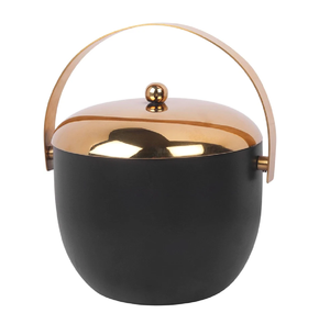 Seau à glace noir mat moderne avec couvercle en or rose poli et poignée plate assortie pour champagne et événements festifs en gros - Product Image 1