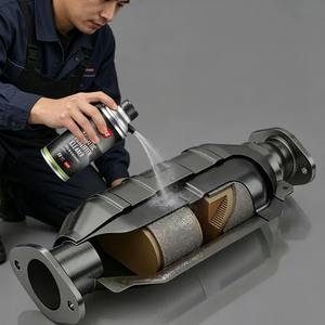 Nettoyant pour catalyseur de véhicule, élimine le carbone et la gomme, améliore la puissance du moteur, purifie les gaz d'échappement, économise efficacement le carburant - Product Image 1