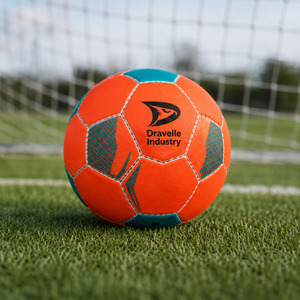 Ballon de football d'entraînement personnalisé avec logo du club, en PU de qualité supérieure, cousu à la machine, taille 5, 32 panneaux, pour matchs et entraînements, équipement sportif en gros. - Product Image 6