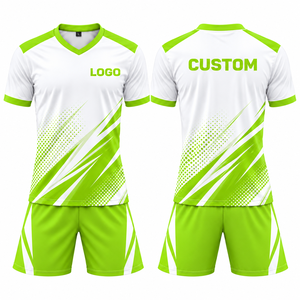 Uniforme de Fútbol Personalizado Blanco y Verde, Cuello en V, Manga Corta, 100% Poliéster, Impresión Sublimada, Absorbe la Humedad, para Hombre Adulto - Product Image 1