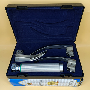 ชุดเครื่องมือตรวจกล่องเสียง LAPA-733071-2-5 แลริงโกสโคปแบบไฟเบอร์ออปติก แมคินทอช 3 ใบมีด ชุด 2-3-4 สำหรับผู้ใหญ่ ด้ามจับคุณภาพพรีเมียม ผลิตจากสแตนเลสสตีล - Product Image 1