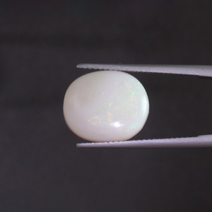 โอปอลพลอยหลวม 5.53 กะรัต รูปทรงวงรี 14.5x12 มม. ตัดด้วยมือ ขัดเงา ได้รับการรับรองจาก IGI สีขาวธรรมชาติ ผ่านการแว็กซ์/น้ำมัน - Product Image 1