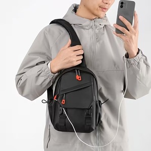 Sac à bandoulière multifonctionnel décontracté en nylon pour hommes, grande capacité 30-40L, tendance pour le cyclisme, les sports et autres activités - Product Image 6