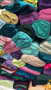 ผ้าฝ้ายนำเข้าคุณภาพสูง เนื้อผ้าน้ำหนักเบา นุ่มสบาย เหมาะสำหรับนักออกแบบแฟชั่น ชุดเดรส เสื้อเชิ้ต และเสื้อผ้าพื้นเมือง - Product Image 2