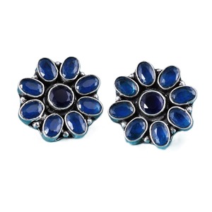 Pendientes de Plata Oxidada con Diseño Floral y Ónix |   Joyería Étnica Boho Hecha a Mano al por Mayor - Product Image 3