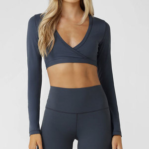 Camiseta Deportiva de Manga Larga con Cuello en V para Mujer, Diseño Crop Top, Ajuste Musculoso, Spandex/Nylon, Alta Elasticidad, Precio Bajo - Product Image 1