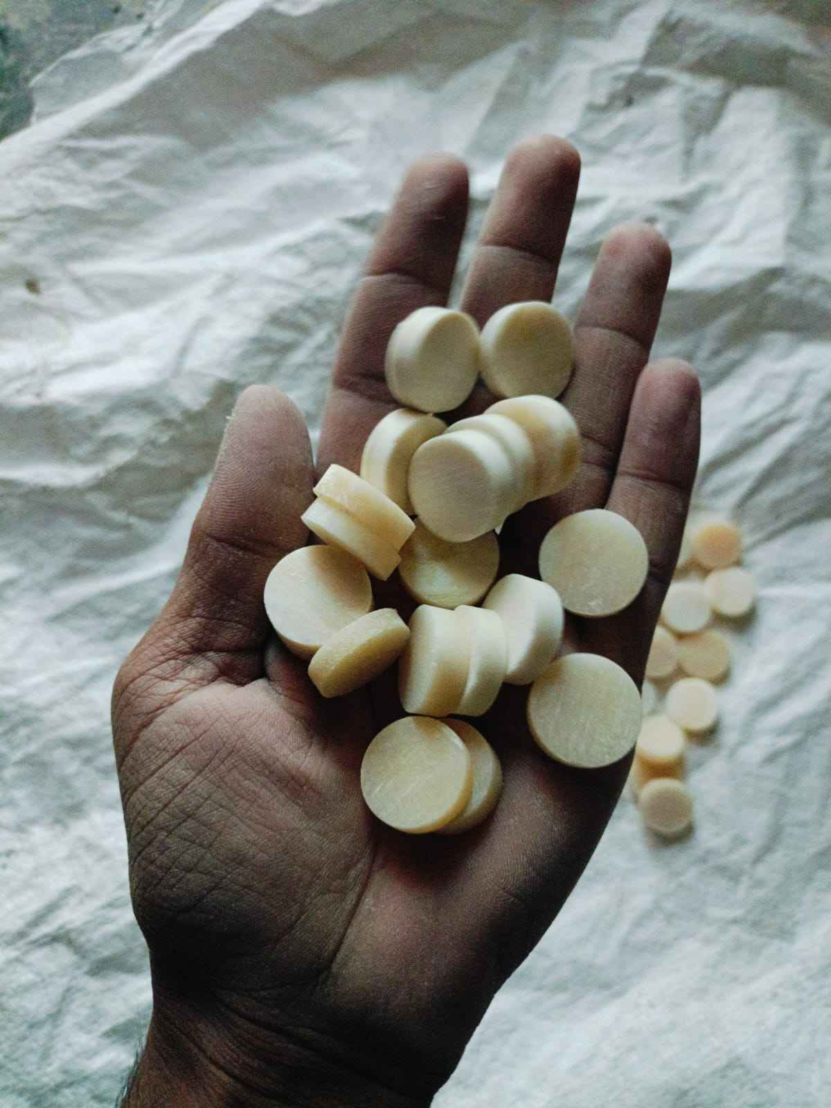 IDENTIQUE À L'IMAGE