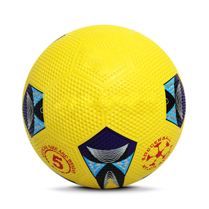 Balones de Fútbol Promocionales de Nueva Llegada, Hechos en Pakistán, Equipo de Protección para Entrenamiento, Material de PVC/PU, Colores y Logotipo Personalizados, OEM - Product Image 5
