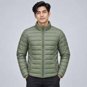 Chaquetas acolchadas para mujer con aislamiento ligero, forro suave y diseños modernos para un uso cómodo en invierno y con estilo. - Product Image 1