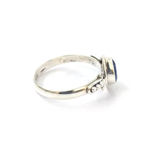 Bague vintage en argent 925 avec saphir, taille goutte d'eau, sertie clos, bijou unisexe pour usage quotidien - Product Image 3