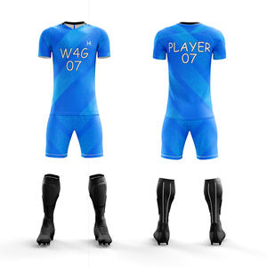Conjuntos de Uniformes de Fútbol Personalizados con Logotipo de Equipo, 100% Poliéster, Transpirables, Ecológicos, Antibacterianos y de Secado Rápido - Product Image 1