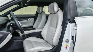 Changan A07 Modelo 2025 Blue Whale, Vehículo Eléctrico Puro 710 Flagship, Autos Nuevos Enviados a Países del Golfo, Arabia Saudita, Emiratos Árabes Unidos, Qatar, Kuwait, Jordania - Product Image 3