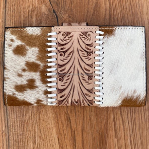 Nouvelle arrivée usiné à la main sculpture peau de vache fourrure cuir pochette coque de téléphone élégant beau Design portefeuille multi-usages cadeau pour elle - Product Image 4