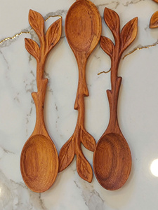 ช้อนไม้ทำมือจากเวียดนาม ช้อนไม้ธรรมชาติสำหรับใช้บนโต๊ะอาหาร - Product Image 4