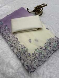 Sari indien tendance en tissu premium texturé avec broderie C-pallu et travail multi-fils, bordure découpée en arc - Product Image 3