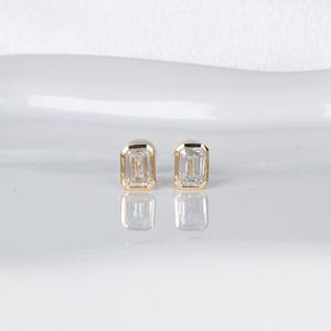 Pendientes de Diamantes Cultivados en Laboratorio, Corte Esmeralda, Color F, 1.40 ct, Elegantes, Clásicos, Joyería Fina para Mujer - Product Image 1
