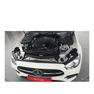 Mercedes-Benz E350 4MATIC AMG Line Clase E 2023 con Volante a la Izquierda, Caja de Cambios Automática, Asientos de Cuero, Cámara Trasera - Product Image 6