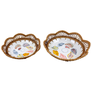 Plat de service rond en céramique fait main avec motif de coquillage coloré et bord tissé en rotin pour fête ou décoration intérieure Style côtier - Product Image 6