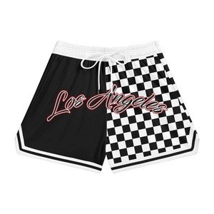 Shorts de basketball personnalisés en mesh noir à séchage rapide pour hommes, shorts de sport pour la course et l'entraînement, design taille haute élastique, shorts en mesh - Product Image 1
