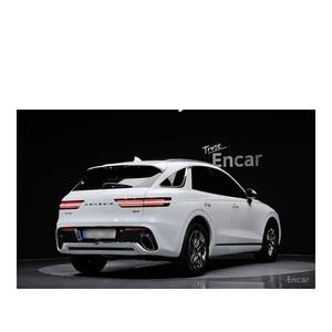 Genesis GV70 2024 2.5T Essence AWD 19 416 km Boîte de vitesses automatique Sièges en cuir Volant à gauche Caméra arrière - Product Image 2