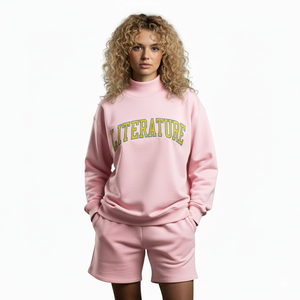 Conjunto de Pantalones Cortos y Top de Cuello Alto para Mujer, Diseño Urbano Sólido de Invierno con un Fuerte Atractivo de Moda Moderna, Atuendo Coordinado Contemporáneo - Product Image 1