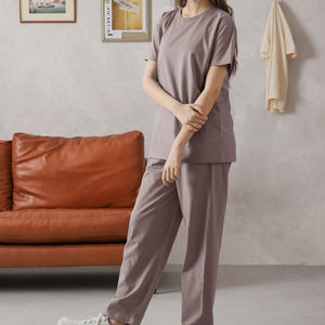 Conjunto Deportivo Personalizado Unisex de Felpa con Capucha, Sudadera y Pantalones Jogger, Dos Piezas - Product Image 4