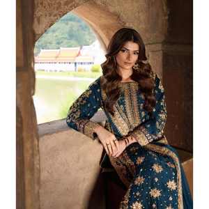 Fancy Top-Bottom y Dupatta Set para mujer con trabajo de secuencia de bordado elegante - Product Image 6