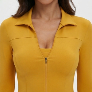 Ensemble de vêtements de sport professionnels pour femmes, pour le yoga, la remise en forme et l'entraînement athlétique. Tenue de yoga respirante en deux pièces pour femmes. - Product Image 5